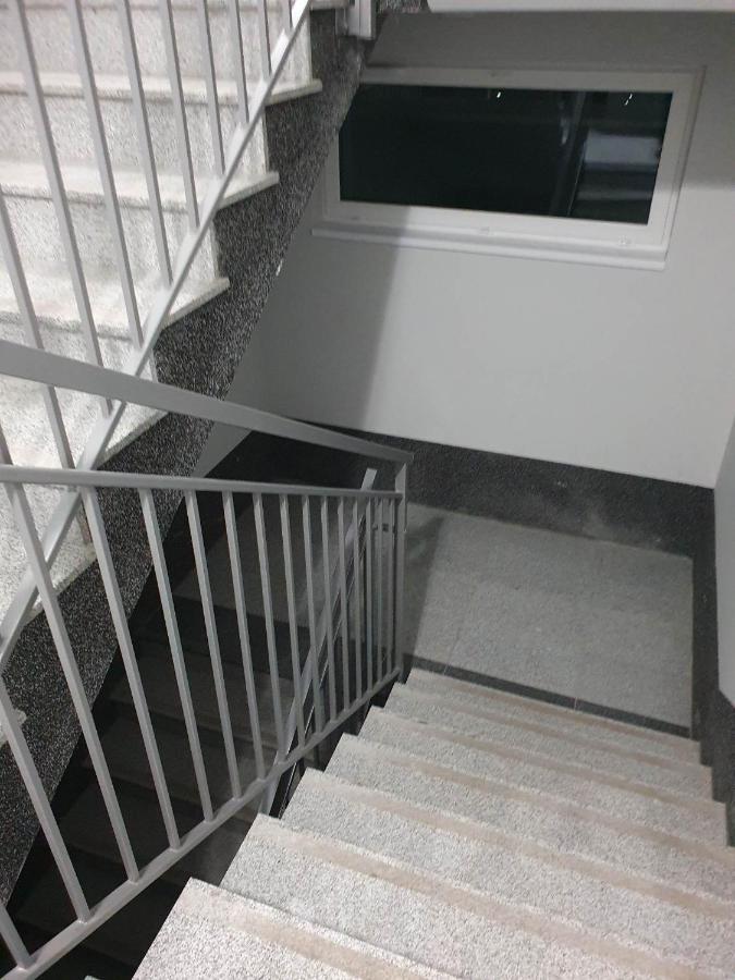 Apartament 3 Pokojowy Lub Pokoj W Mieszkaniu W Nowym Bloku Warszawa Eksteriør bilde